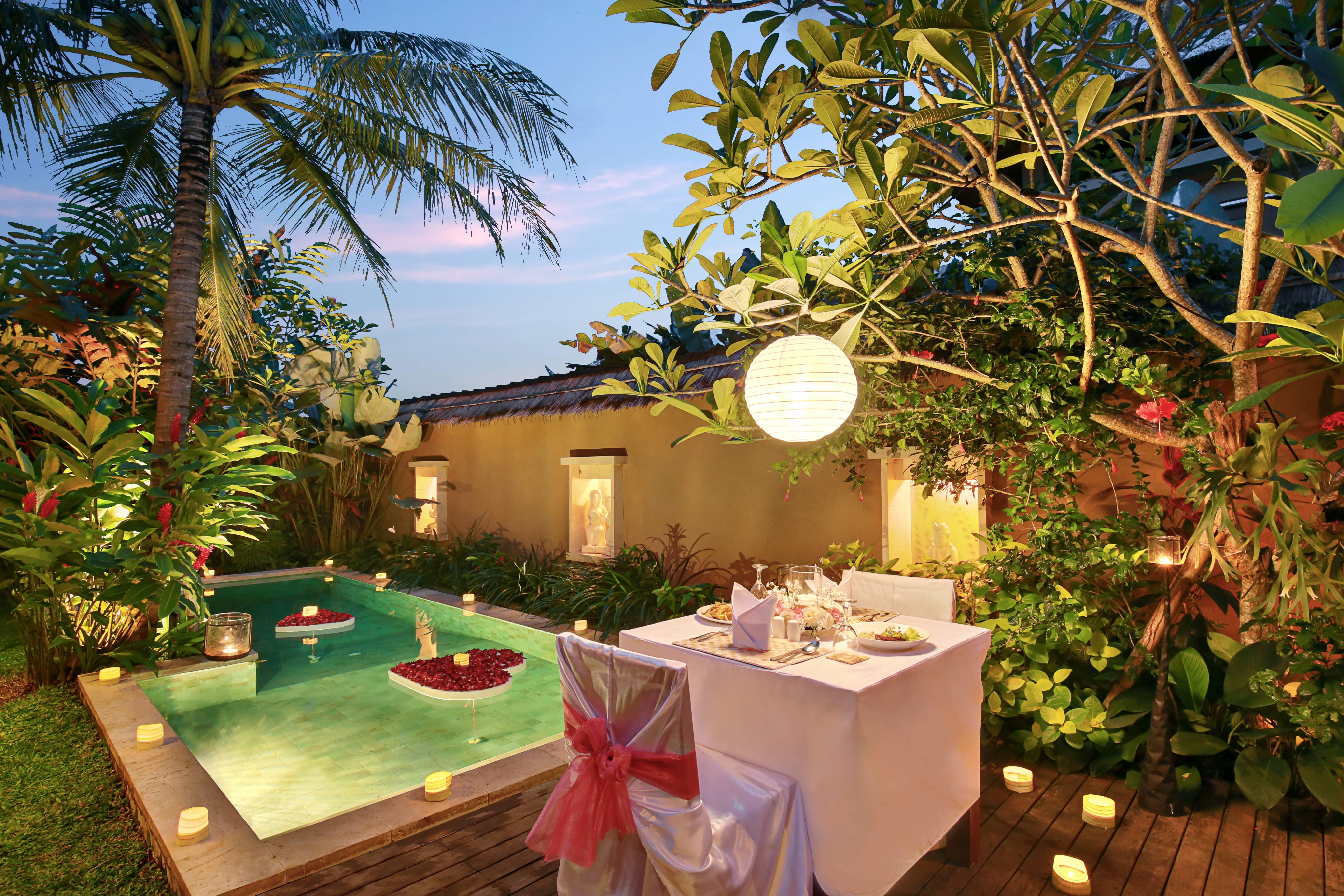 Ubud Nyuh Bali Resort & Spa Exterior foto A private pool at the resort