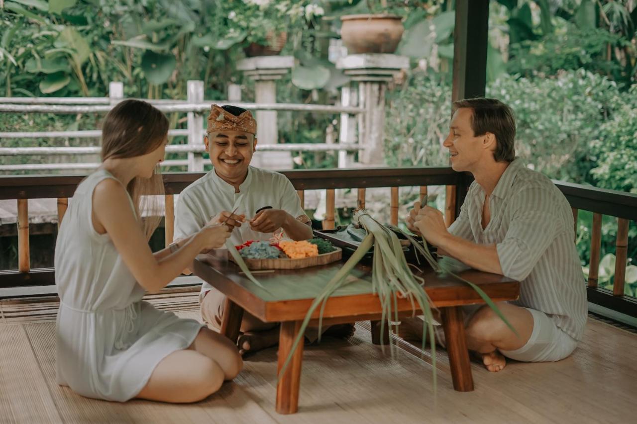Ubud Nyuh Bali Resort & Spa Exterior foto Ayurvedic cuisine