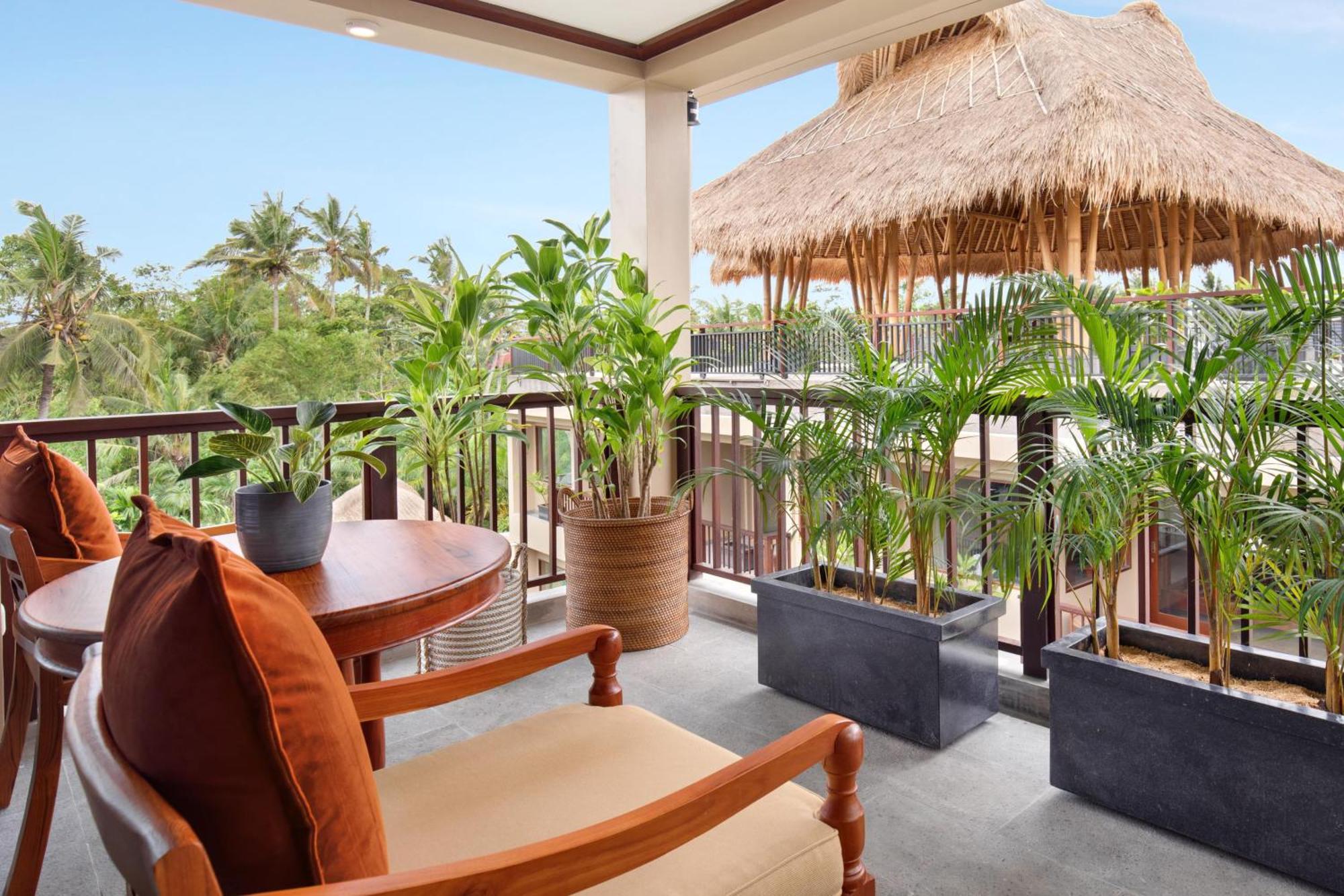 Ubud Nyuh Bali Resort & Spa Cameră foto A balcony at the hotel